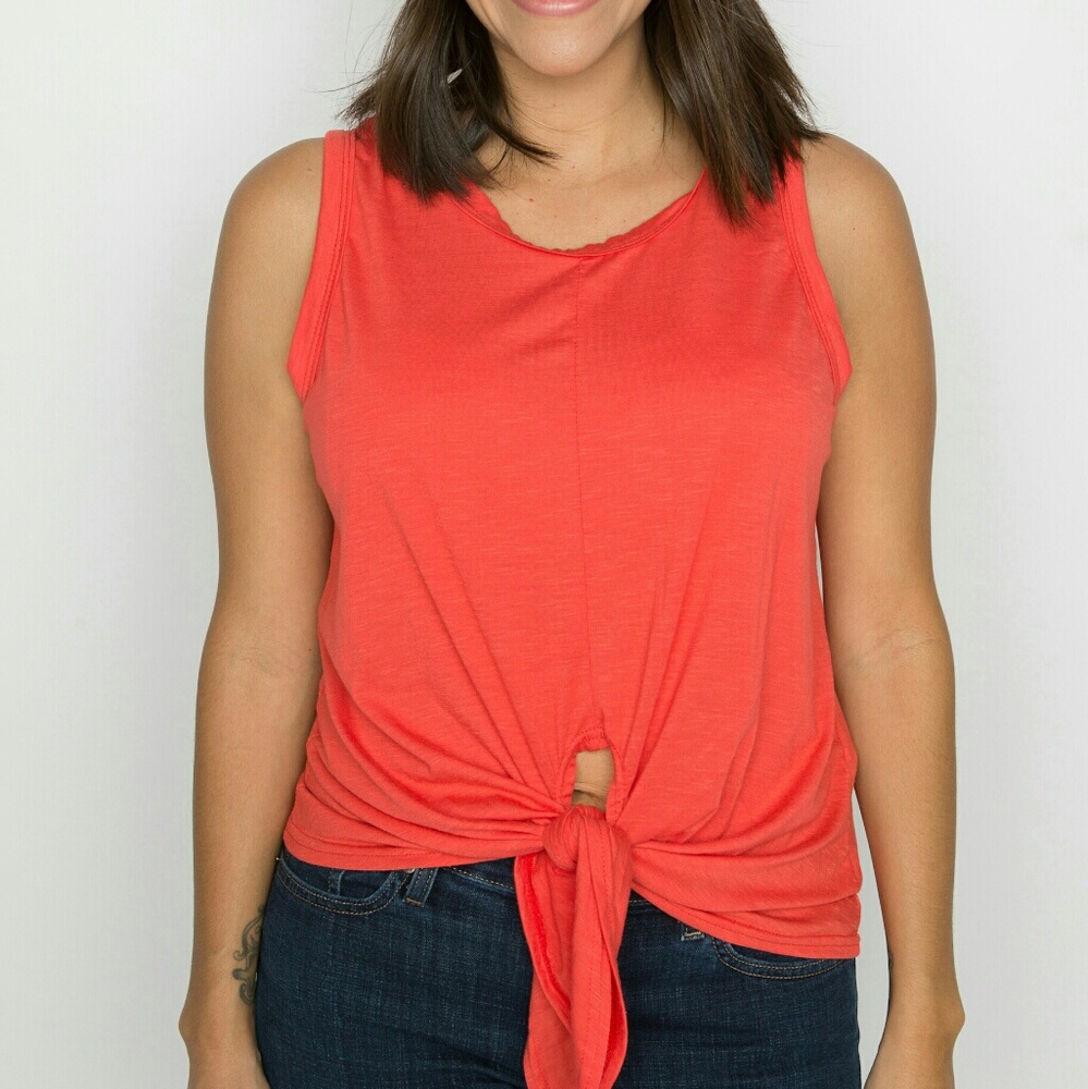 Amelia James daytona top